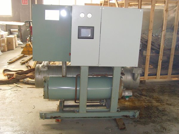 凤凰镇酒店中央空调不停机清洗方法介绍